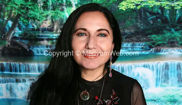 Mahmutlar Medyum Emine